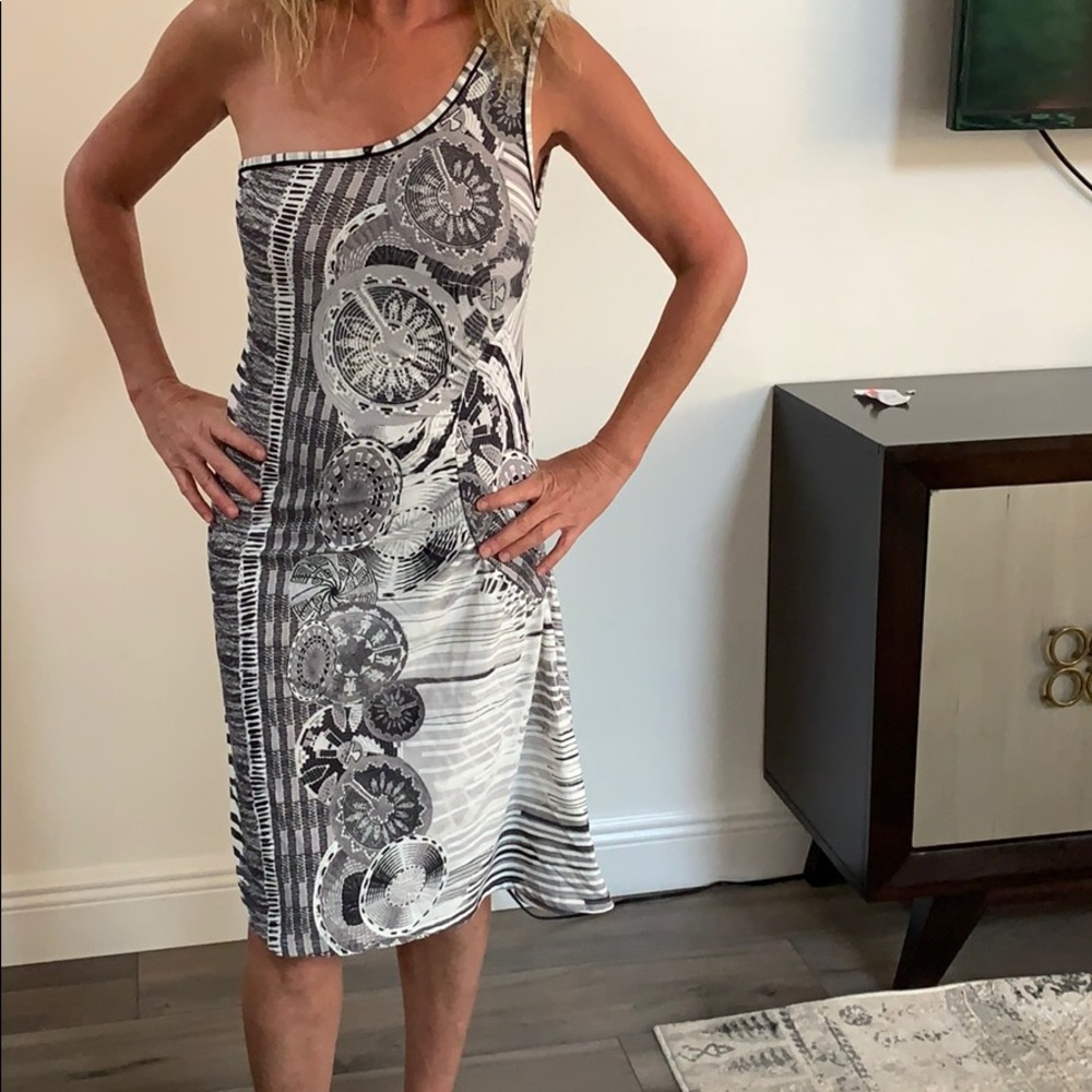 1 Shoulder Adorable Dress